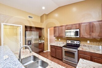 598 S Neely St in Gilbert, AZ - Building Photo - Building Photo