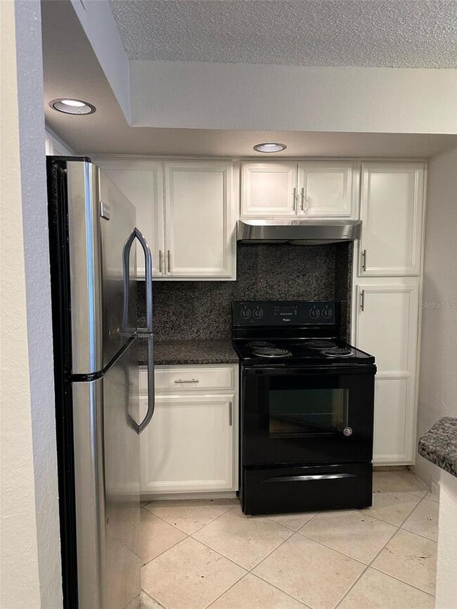 4548 Commander Dr in Orlando, FL - Foto de edificio - Building Photo