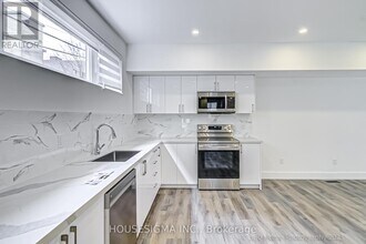 104 Pembroke St in Toronto, ON - Building Photo - Building Photo