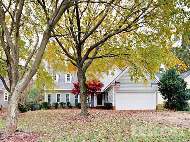 9304 Twin Trail Dr in Huntersville, NC - Foto de edificio - Building Photo