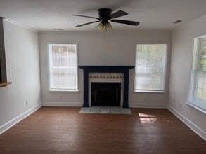 8228 Lantana Ln in Wilmington, NC - Building Photo - Building Photo