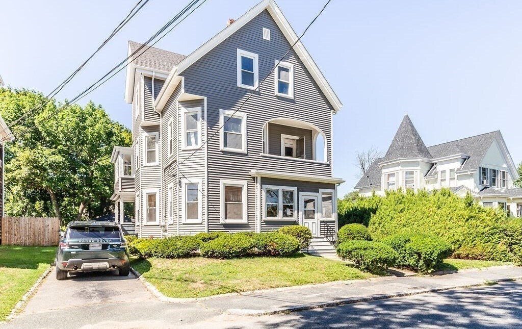 9 Denton St in Brockton, MA - Building Photo