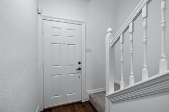 5907 Hillcrest Ave in Dallas, TX - Building Photo - Building Photo