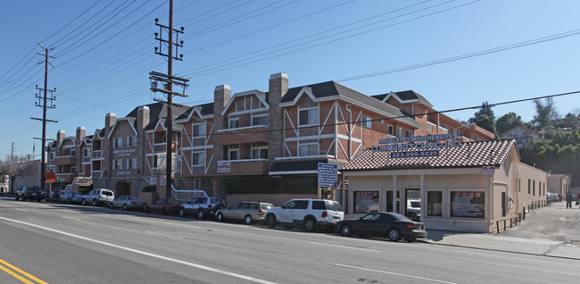 Garden View Apartments in Los Angeles, CA - Foto de edificio - Building Photo