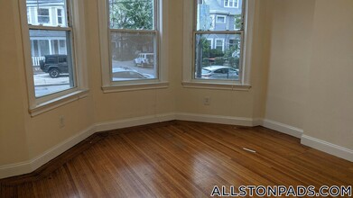 54 Ashford St, Unit 1 in Boston, MA - Building Photo - Building Photo