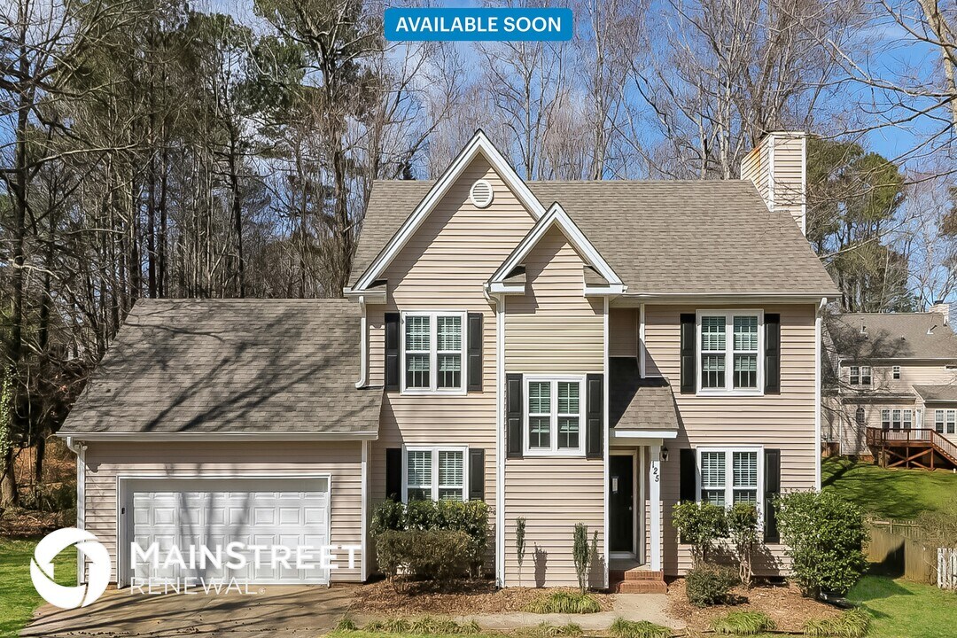125 Sleepy Creek Dr in Clayton, NC - Building Photo