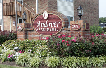 Andover Apartments in Norfolk, VA - Foto de edificio - Building Photo