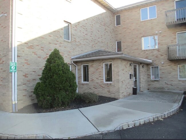 property at 1250 N Broad St