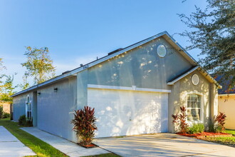 3362 Talisman Drive in Middleburg, FL - Building Photo - Building Photo