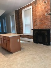 2614 Eden Ave, Unit 1 in Cincinnati, OH - Foto de edificio - Building Photo