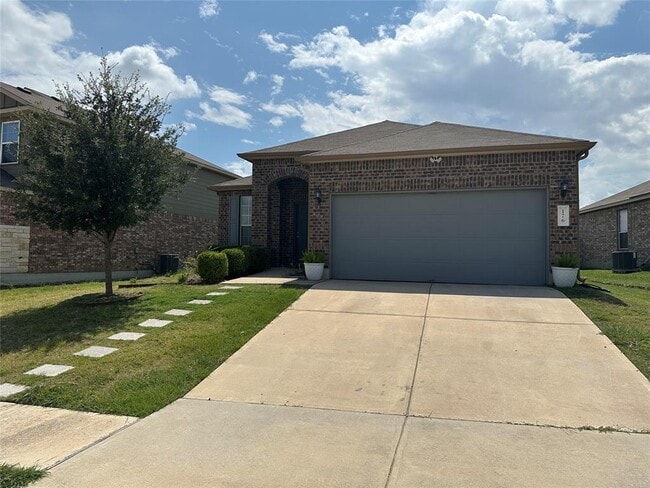 176 Lyre Leaf in Buda, TX - Building Photo - Building Photo