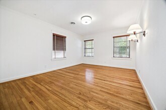 3227 Castlewood St in Houston, TX - Building Photo - Building Photo