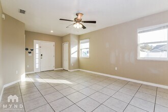 2298 Canyon Breeze Ave in Kissimmee, FL - Foto de edificio - Building Photo