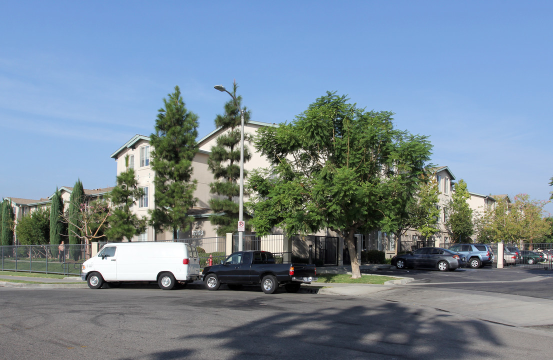 Telacu Las Flores Apartments in Pacoima, CA - Building Photo