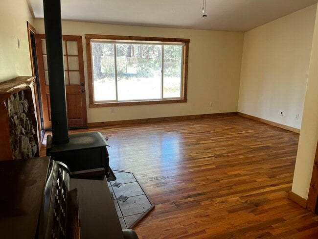 property at 19266 Shoshone Cir