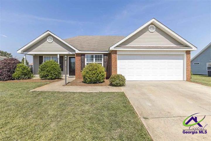 104 Brittland Dr in Bonaire, GA - Building Photo