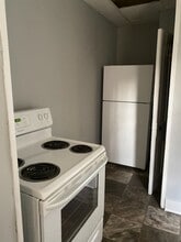 624 New York St, Unit A in Lafayette, IN - Foto de edificio - Building Photo