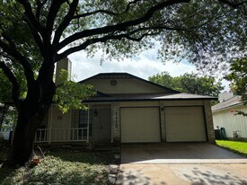 1112 Byers Ln in Austin, TX - Building Photo