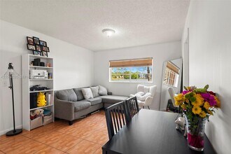 3660 N 56th Ave in Hollywood, FL - Building Photo - Building Photo