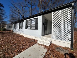 2300 Albright Dr in Greensboro, NC - Building Photo - Building Photo