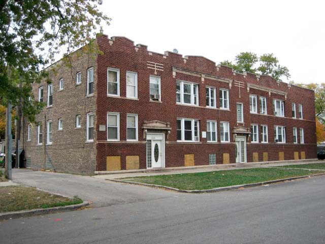 4836 W West End Ave in Chicago, IL - Foto de edificio