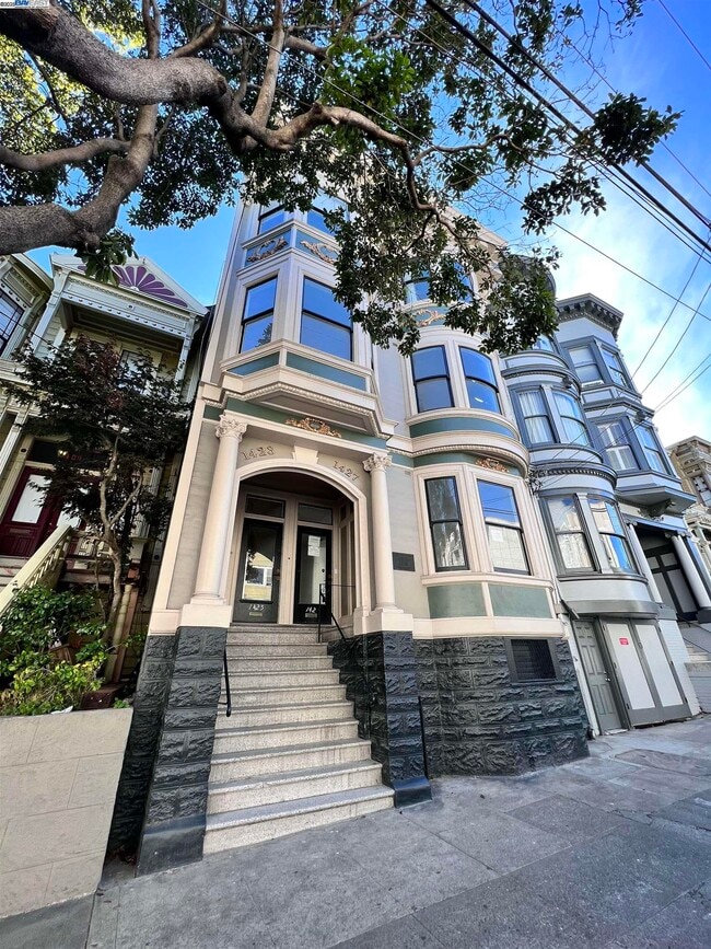 1425 McAllister St in San Francisco, CA - Building Photo - Building Photo