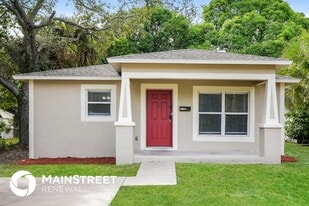 2427 18th St S in St. Petersburg, FL - Building Photo
