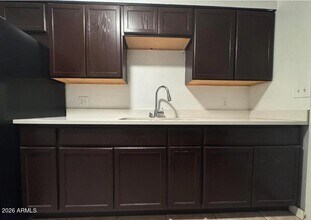 625 E Broadway Rd in Tempe, AZ - Building Photo - Building Photo