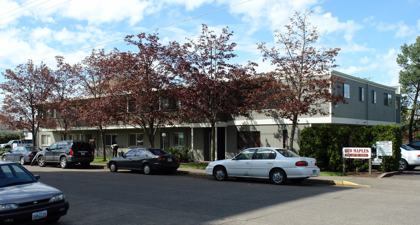 63-97 W 16th Ave in Eugene, OR - Building Photo