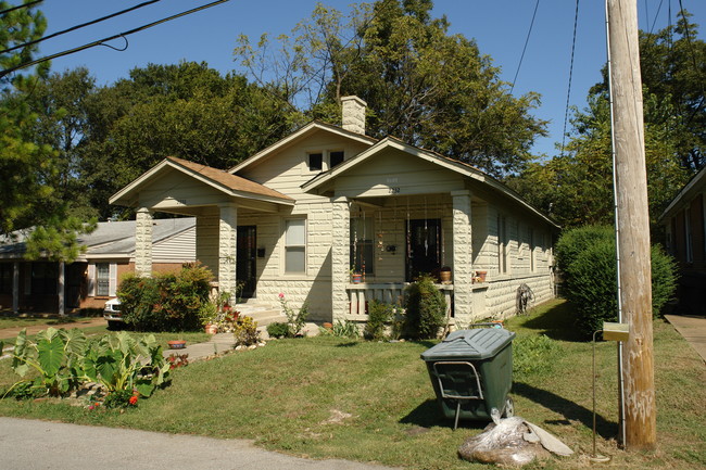 2230-2232 Harbert in Memphis, TN - Building Photo - Building Photo