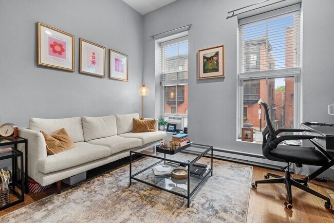 19 Milford St, Unit 2