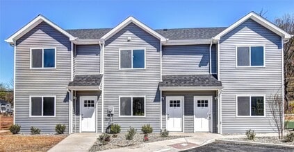 14 Moka Pl in Saugerties, NY - Building Photo - Building Photo