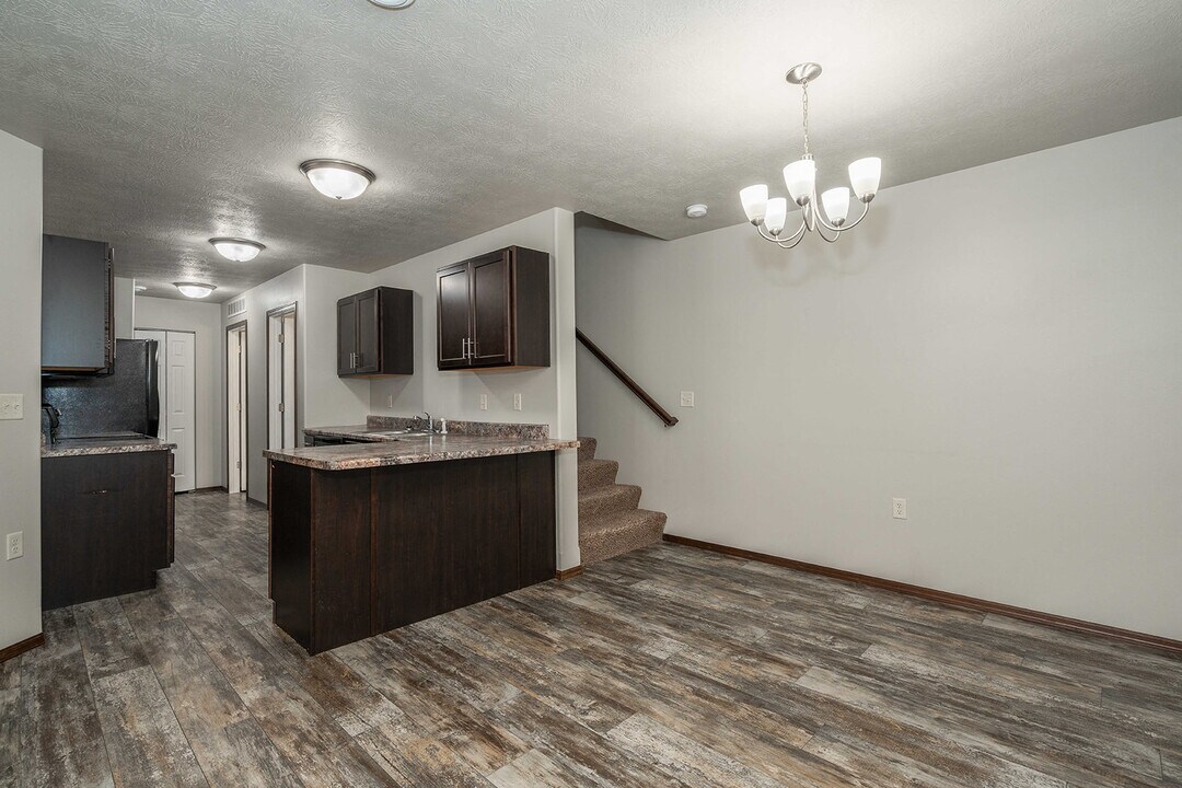 Beal Townhomes in Sioux Falls, SD - Foto de edificio