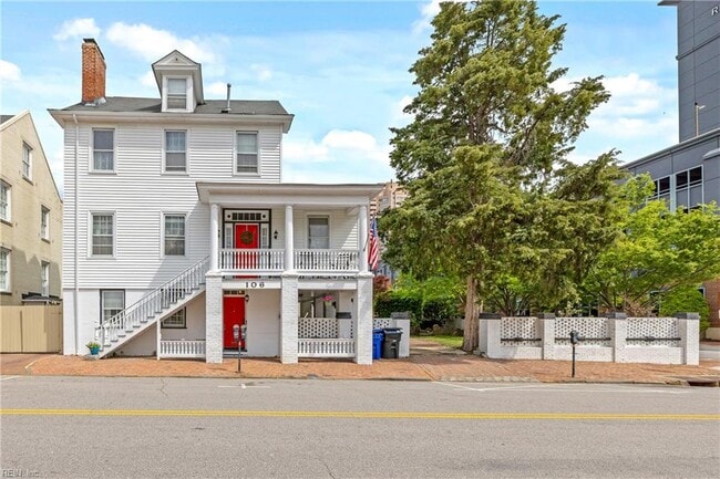 property at 106 London St