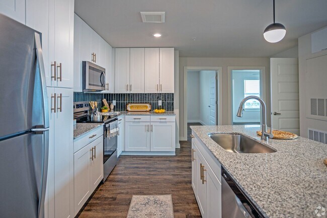 10010 N Capital of Texas Hwy, Unit 067 in Austin, TX - Building Photo - Building Photo