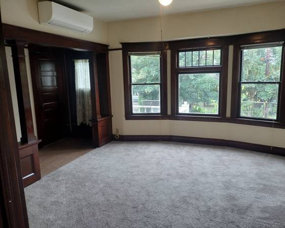 property at 1812 SE Morrison St
