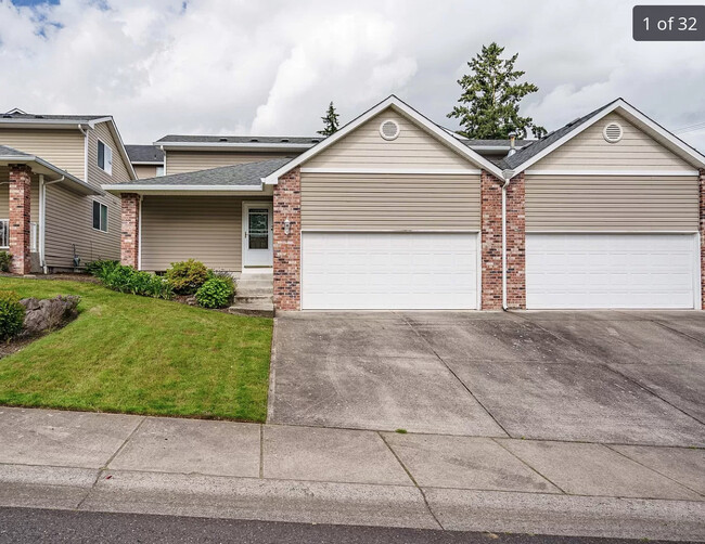 8114 NE 37th Ave in Vancouver, WA - Building Photo - Building Photo
