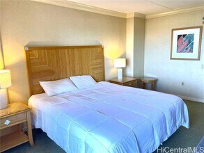 1777 Ala Moana Blvd in Honolulu, HI - Building Photo - Building Photo