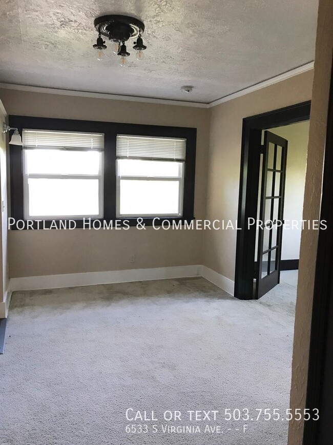 6533 S Virginia Ave, Unit F in Portland, OR - Building Photo - Building Photo