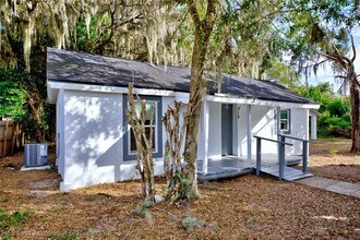 915 S Waldron Ave in Avon Park, FL - Building Photo - Building Photo