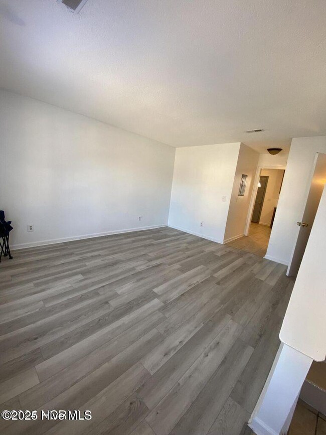 102 Shiloh Dr in Greenville, NC - Building Photo - Building Photo