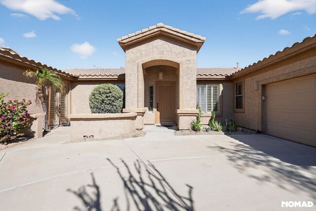 7742 E Los Gatos Dr in Scottsdale, AZ - Building Photo - Building Photo