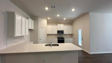 11224 Ponderosa Trl in Aubrey, TX - Building Photo - Building Photo