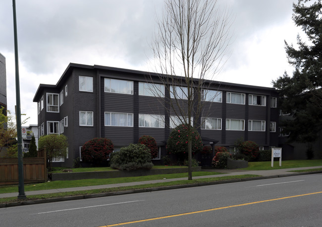 Carlton House in Vancouver, BC - Building Photo - Primary Photo
