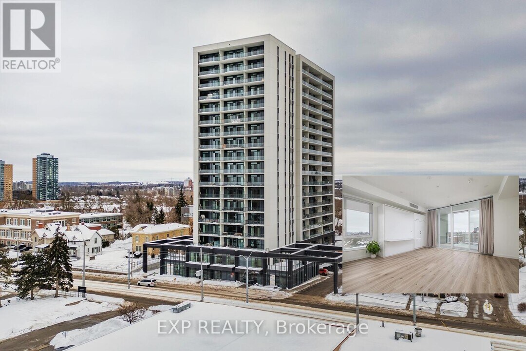 741-741 King St W in Kitchener, ON - Building Photo