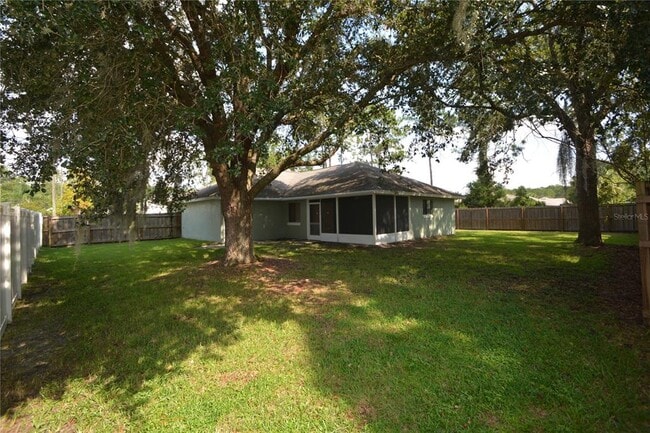 17 Evansville Ln in Palm Coast, FL - Building Photo - Building Photo