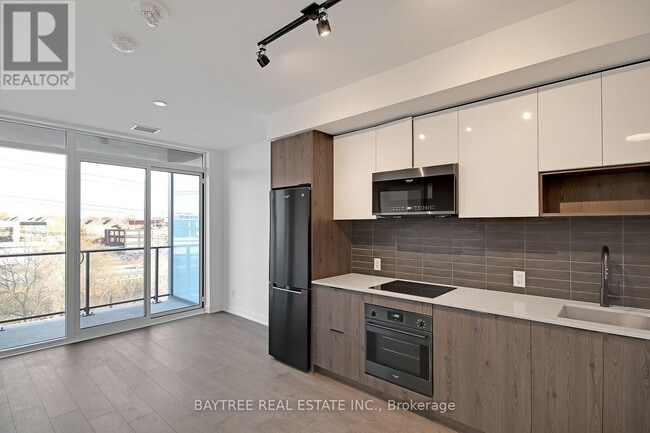 5 Defries St in Toronto, ON - Building Photo - Building Photo