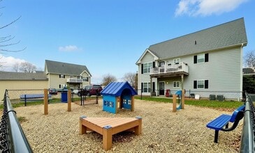 120 Washington St in Milford, CT - Building Photo - Building Photo