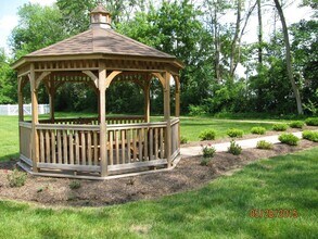 7988 N Michigan Rd in Indianapolis, IN - Building Photo - Building Photo