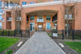 2772-2772 Keele St in Toronto, ON - Building Photo - Building Photo